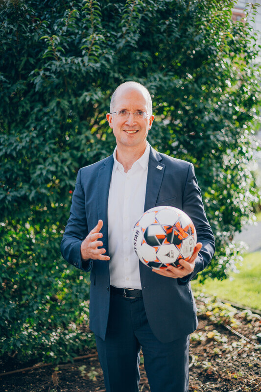 Pfarrer Dr. Thorsten Latzel